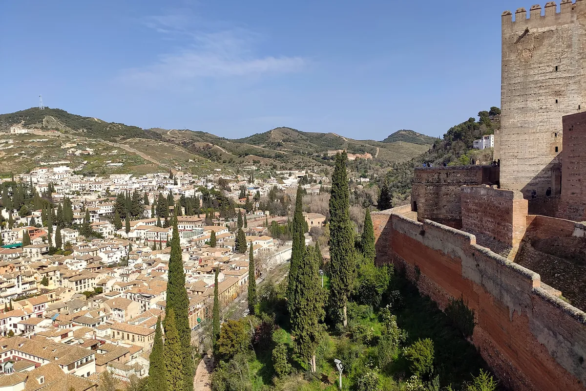 The white houses of the Albaicín seen from the walls of the Alcazaba